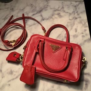 🛑SOLD 🛑Prada mini saffiano crossbody